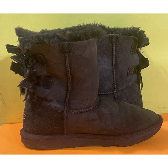 UGG Women Mini Bailey Bow II Black Suede Size 4 - Picture 4 of 5